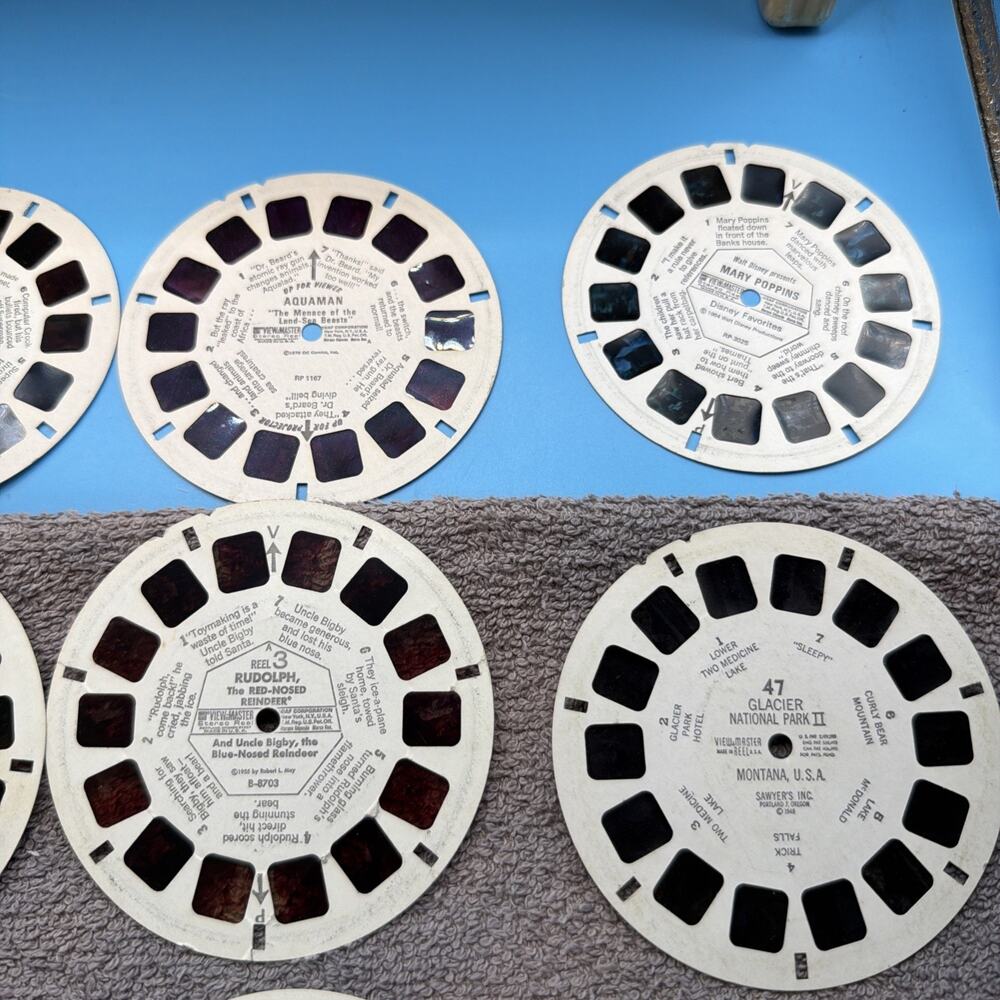Vintage VIEW-MASTER- 36 discs Disneyland , Wonder Woman, Batman Superman. - Picture 5 of 8